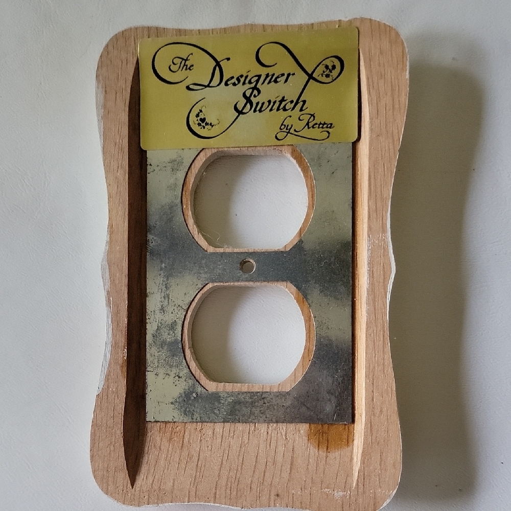 Floral Double Light Switch Cover - Picture 2 of 3
